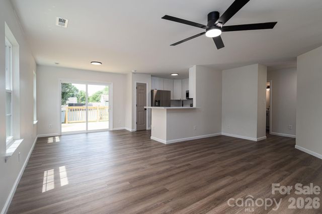 3119 Mintleaf Drive, Charlotte, NC 28269