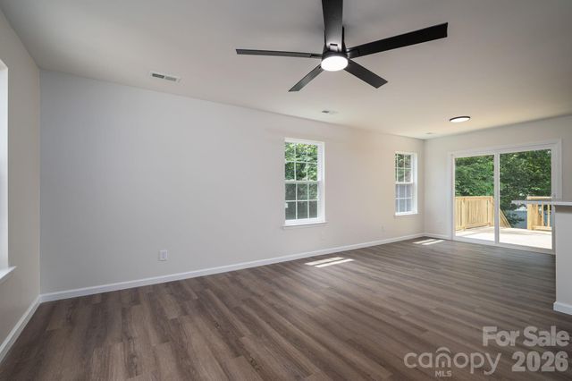 3119 Mintleaf Drive, Charlotte, NC 28269