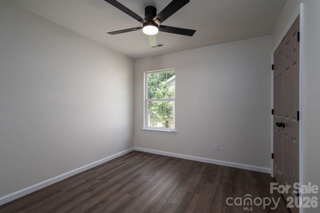 3119 Mintleaf Drive, Charlotte, NC 28269