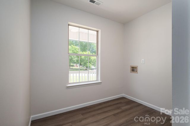 3119 Mintleaf Drive, Charlotte, NC 28269