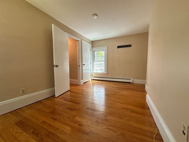 164 W Central 2, Natick, MA 01760