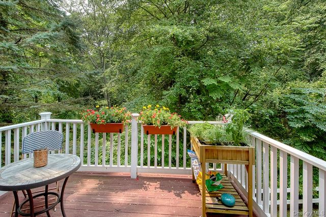 1 Wyldwood Drive, Tarrytown, NY 10591