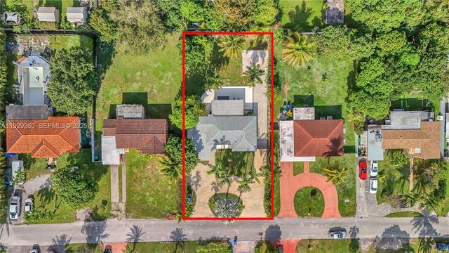 261 NW 144th St, Miami, FL 33168