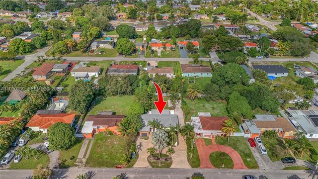 261 NW 144th St, Miami, FL 33168