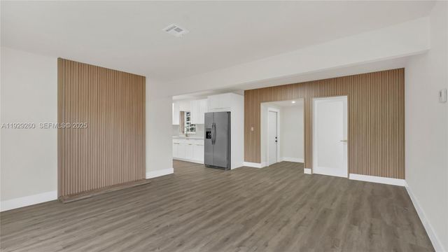 261 NW 144th St, Miami, FL 33168