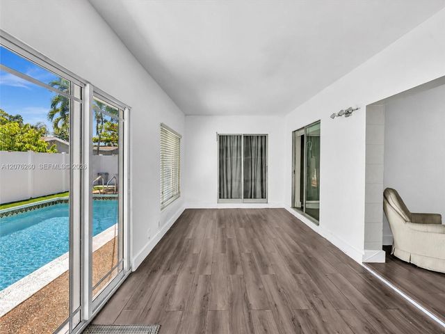 6520 SW 7th Court, North Lauderdale, FL 33068