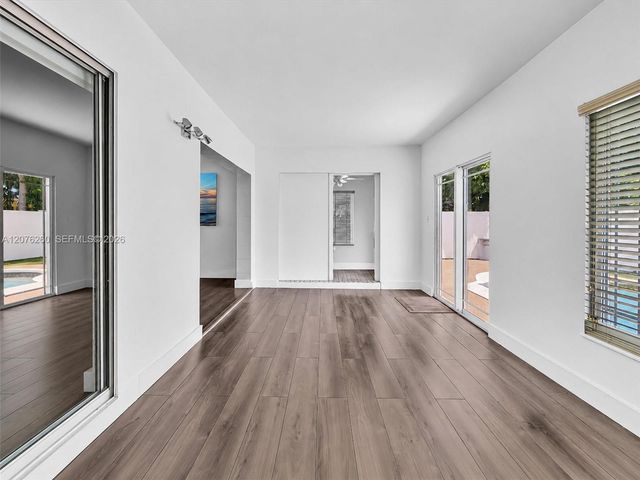 6520 SW 7th Court, North Lauderdale, FL 33068