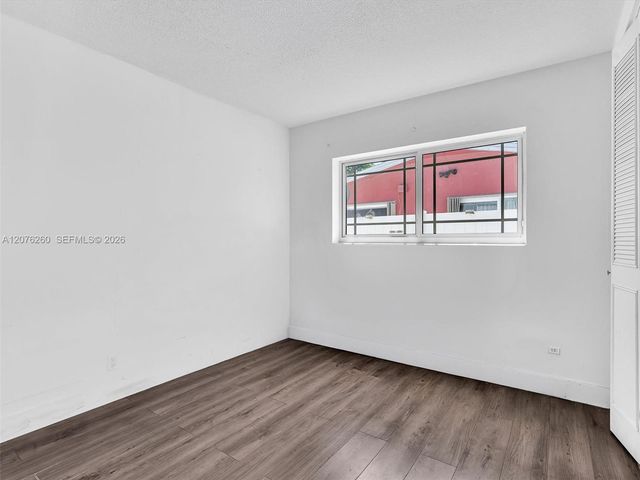 6520 SW 7th Court, North Lauderdale, FL 33068