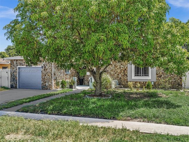 6520 SW 7th Court, North Lauderdale, FL 33068