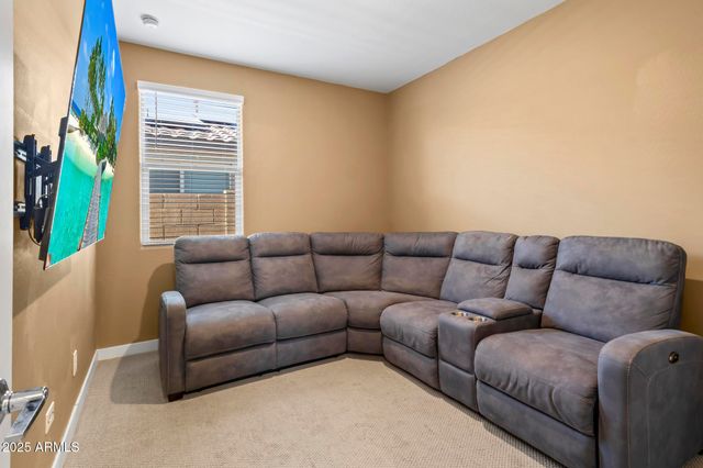 6919 S 13TH Place, Phoenix, AZ 85042