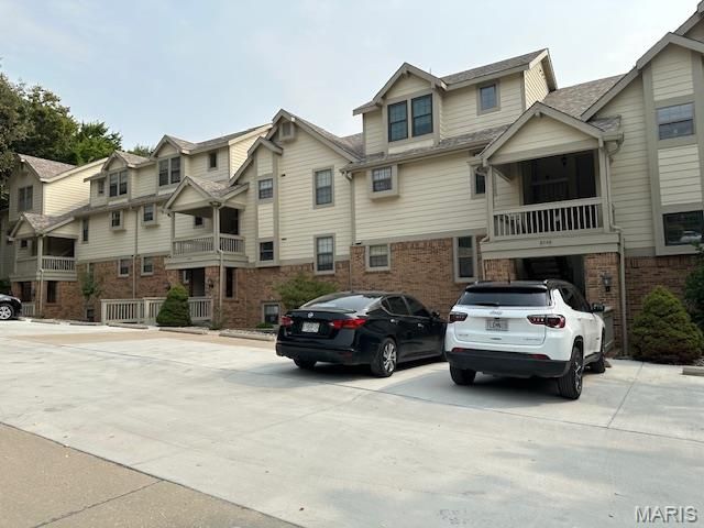 2300 Yellowstone Park Court F, Maryland Heights, MO 63043