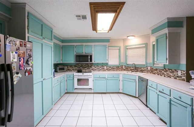 2922 Todd Jude Road, Lake Charles, LA 70607