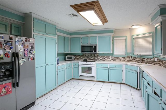 2922 Todd Jude Road, Lake Charles, LA 70607