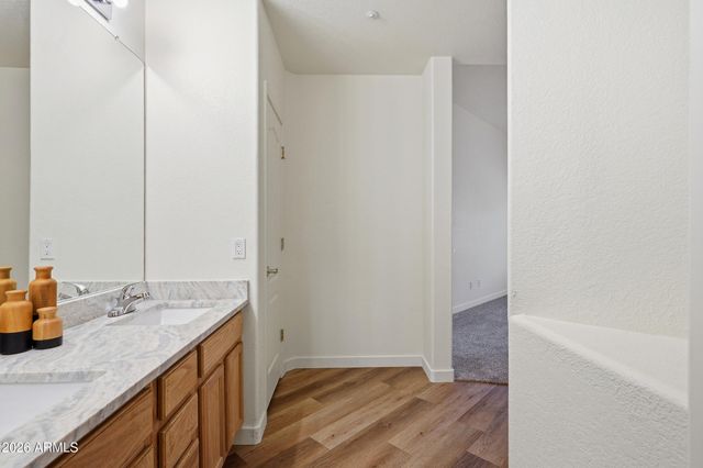 15694 N HIDDEN VALLEY Lane, Peoria, AZ 85382