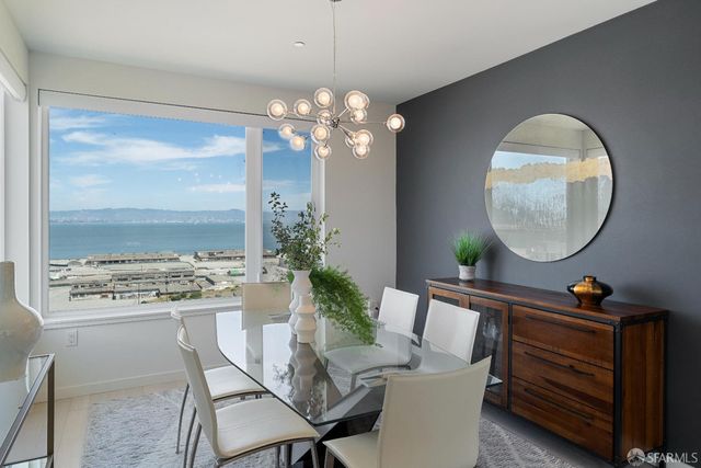 52 Innes Court 402, San Francisco, CA 94124