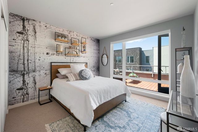 52 Innes Court 402, San Francisco, CA 94124