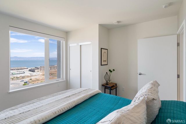 52 Innes Court 402, San Francisco, CA 94124