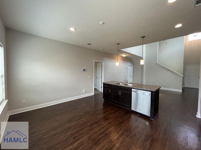 200 Gambrell Road, Hinesville, GA 31313