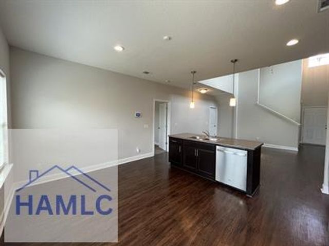 200 Gambrell Road, Hinesville, GA 31313