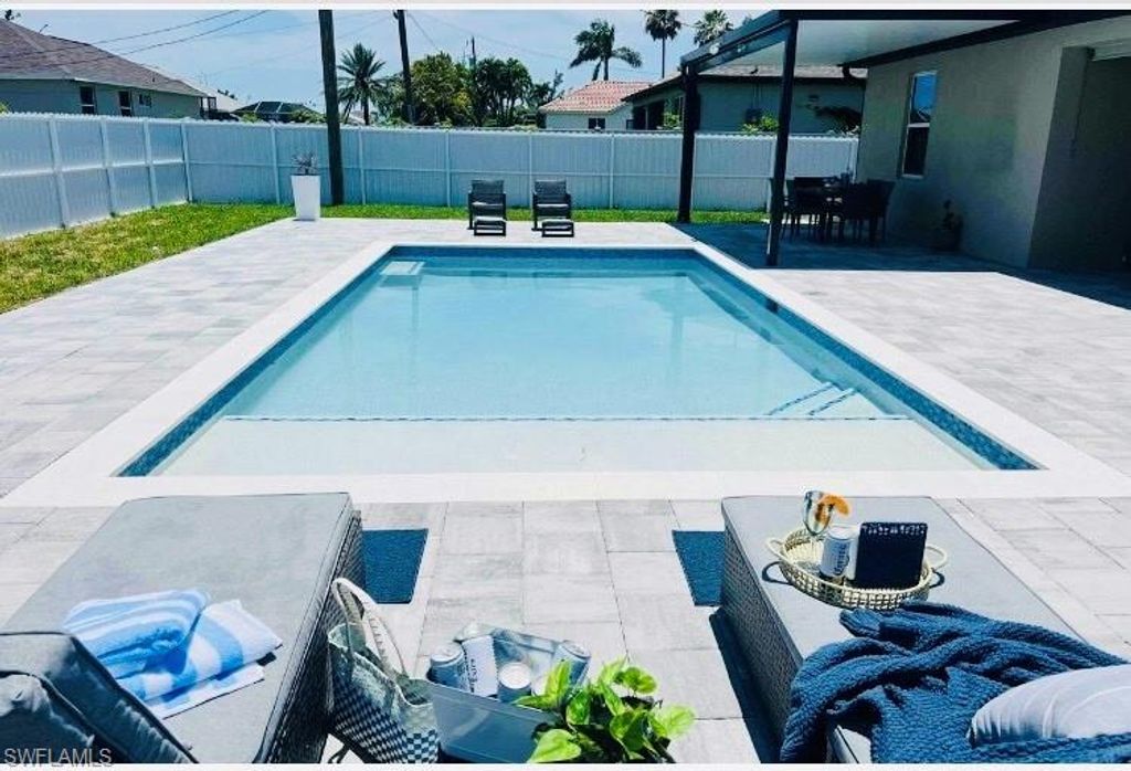 1715 Chiquita BLVD S, Cape Coral, FL 33991