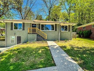 147 Hermer NW Circle, Atlanta, GA 30311