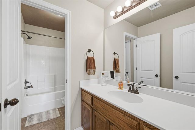 16312 Crested Owl Drive, Edmond, OK 73013