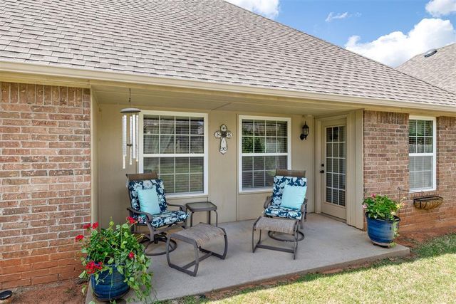 16312 Crested Owl Drive, Edmond, OK 73013