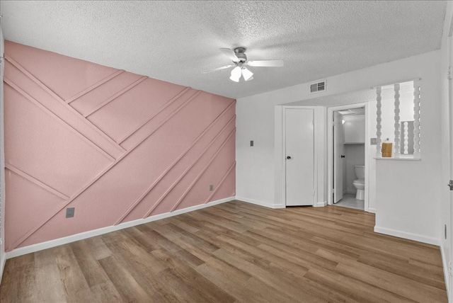 1500 Bay Area 339, Houston, TX 77058