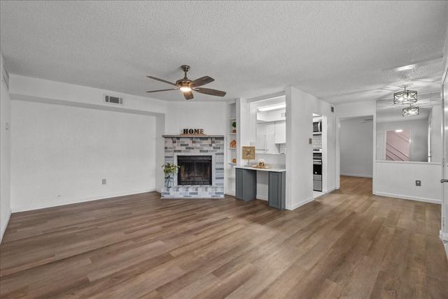 1500 Bay Area 339, Houston, TX 77058