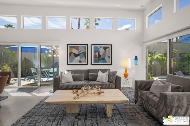 671 Dunes Court, Palm Springs, CA 92264