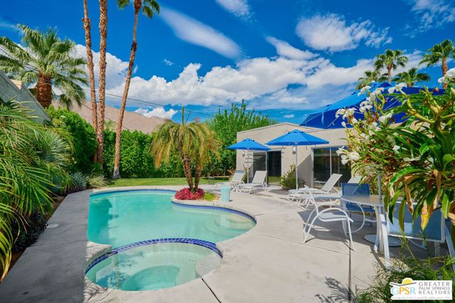671 Dunes Court, Palm Springs, CA 92264