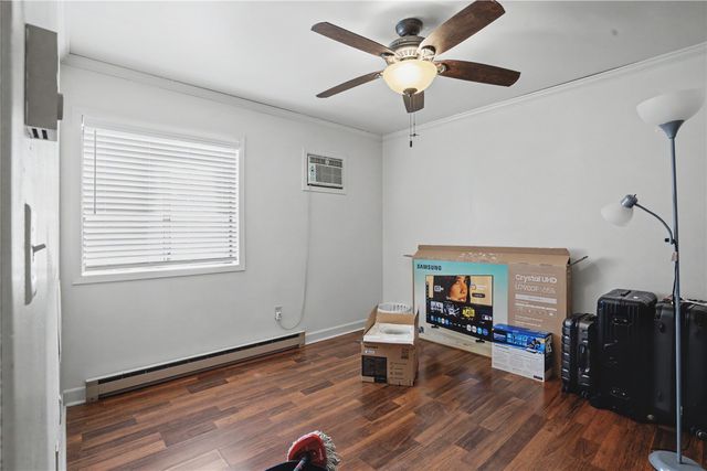 29 Valley Avenue 6, Iowa City, IA 52240