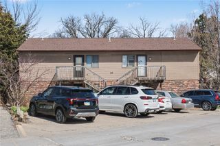 29 Valley Avenue 6, Iowa City, IA 52240