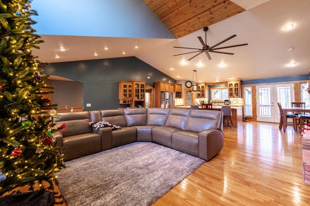 391 State Road H, Elkland, MO 65644