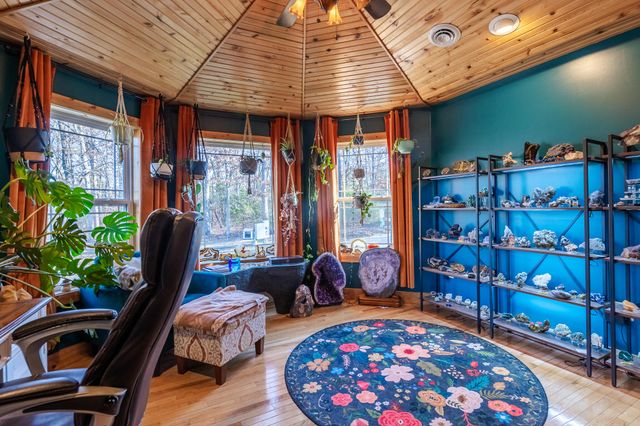 391 State Road H, Elkland, MO 65644