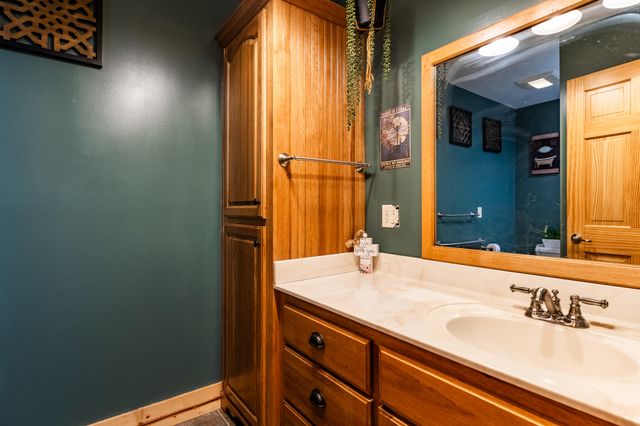 391 State Road H, Elkland, MO 65644