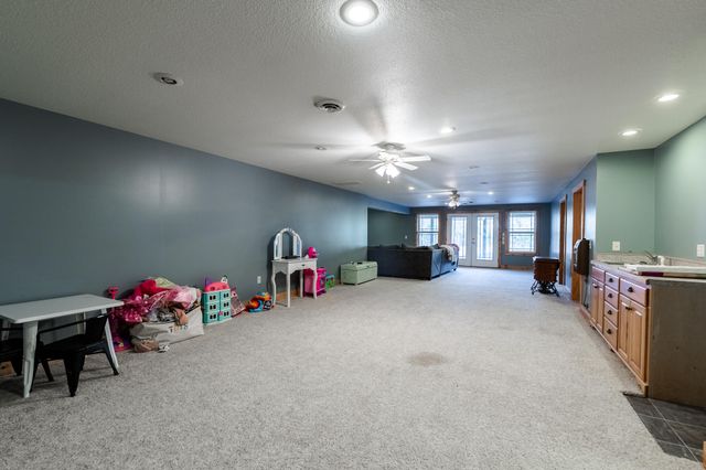 391 State Road H, Elkland, MO 65644