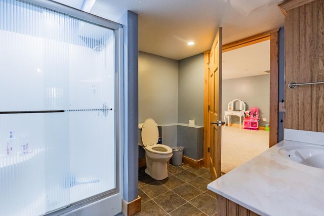 391 State Road H, Elkland, MO 65644