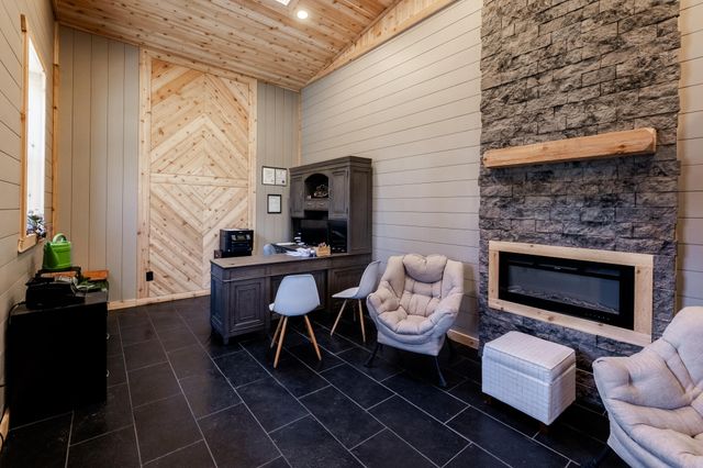 391 State Road H, Elkland, MO 65644