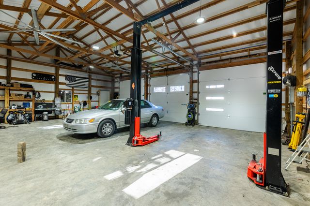 391 State Road H, Elkland, MO 65644