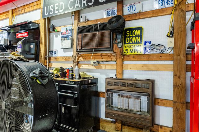 391 State Road H, Elkland, MO 65644