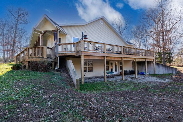 391 State Road H, Elkland, MO 65644