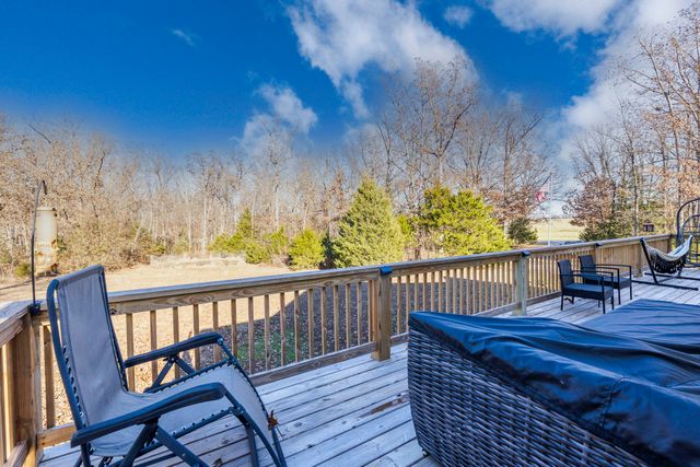 391 State Road H, Elkland, MO 65644