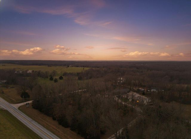 391 State Road H, Elkland, MO 65644