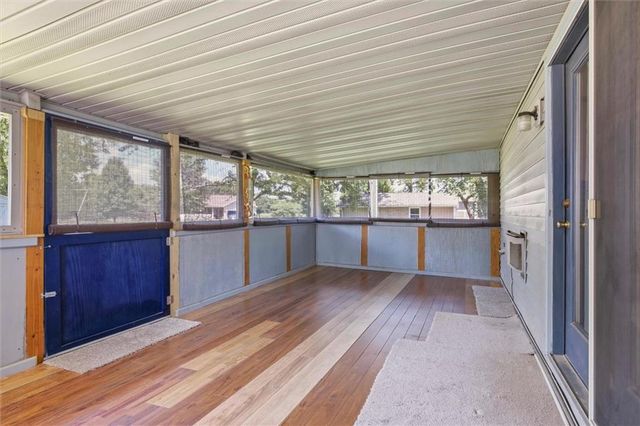 818 N Houston Street, Adrian, MO 64720