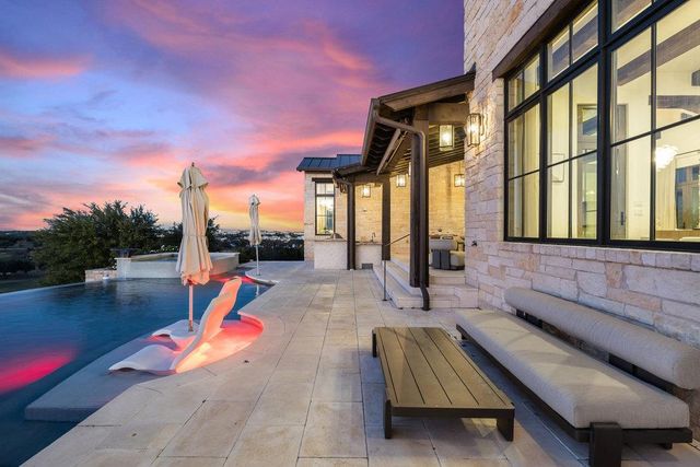 12625 Maidenhair LN 27, Bee Cave, TX 78738