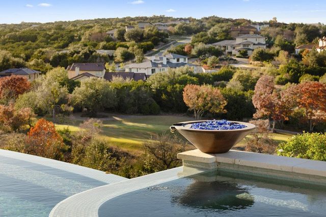 12625 Maidenhair LN 27, Bee Cave, TX 78738