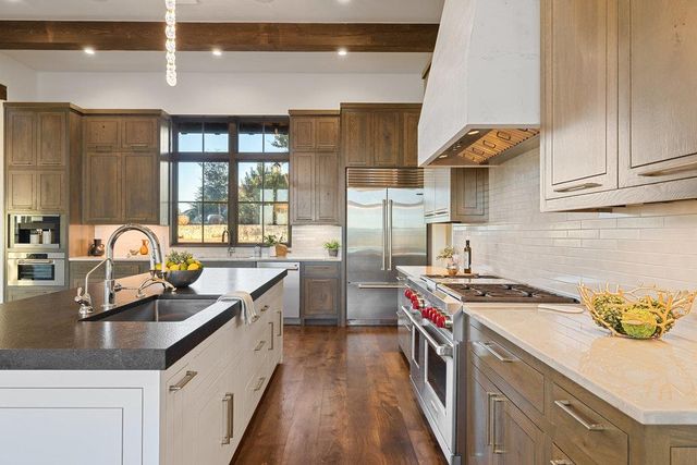 12625 Maidenhair LN 27, Bee Cave, TX 78738