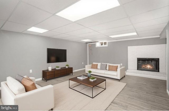 1081 BEAVER CREEK RD, Hanover, PA 17331