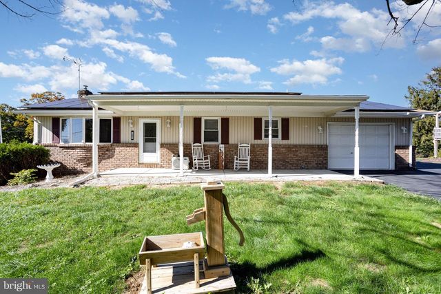 1081 BEAVER CREEK RD, Hanover, PA 17331